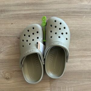 NWT ELEPHANT GREY CROCS
